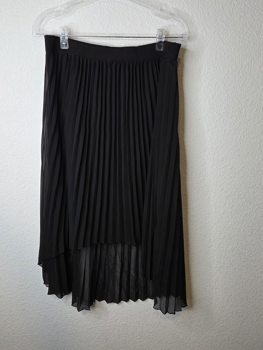 Saks Fifth Avenue Black Pleated High-Low Midi Skirt Size Medium